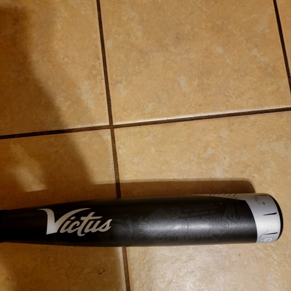Victus Nox drop 8 Usssa 32/24